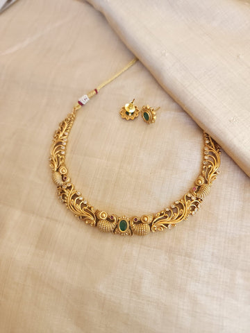 Green Gold plated Contemporary Hasli Necklace Set