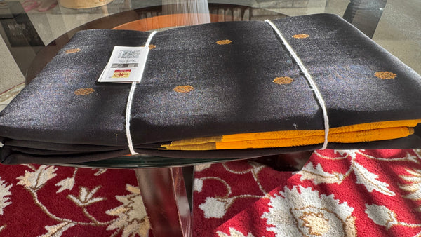 Black and Gold Pure Silk Handloom Gadwal Saree