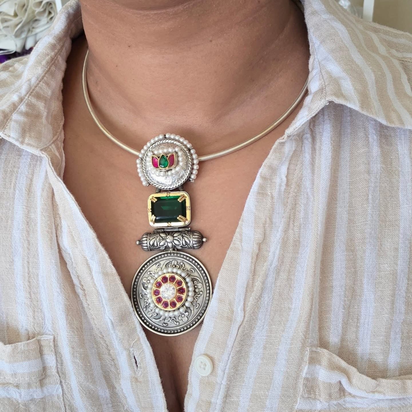Achyutha dualtone hasli necklace