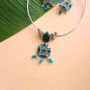 Green Navratan Silver 2 Tone Fusion Hasli Necklace Set
