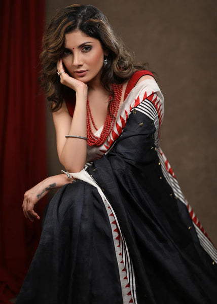 BLACK PURE SILK TEMPLE BORDER SAREE WITH HAND EMBROIDERY