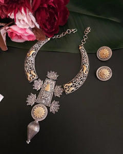 Long Dual Tone Hasli Necklace and Earring set