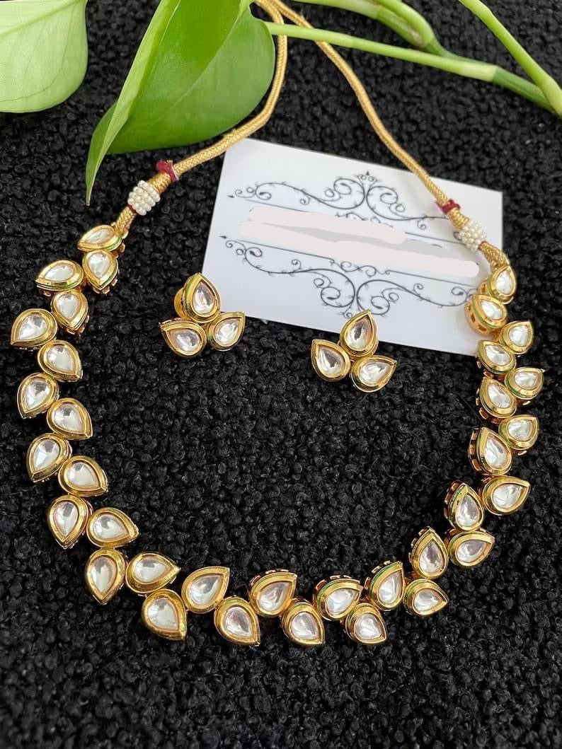 Fine Polki Single Liner Kundan Gold Necklace Set