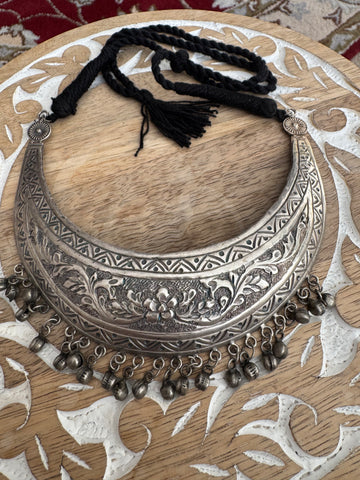 Silver Look Alike Oxidised Choker