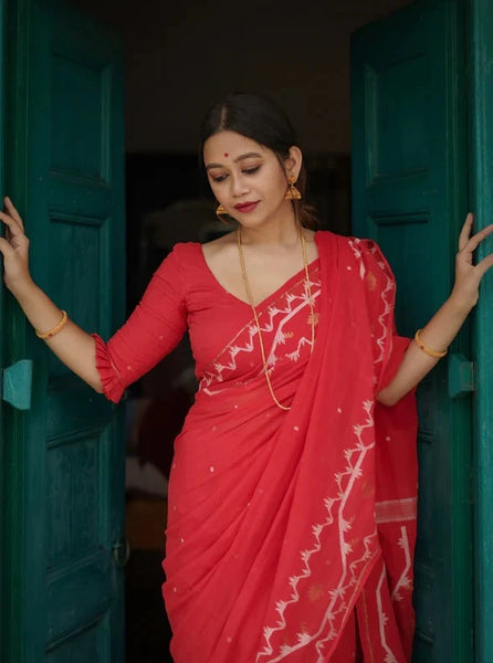 Nayanthara Soft Handloom-woven Handspun Cotton Saree