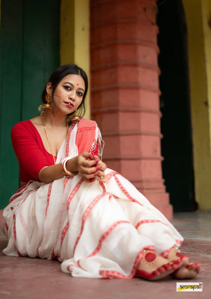 Agamoni Durga Puja Collection Red & White Begampuri Saree