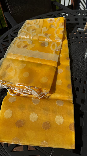 Golden Marigold Resham Silk Muslin Jamdani Saree