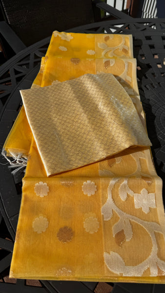 Golden Marigold Resham Silk Muslin Jamdani Saree