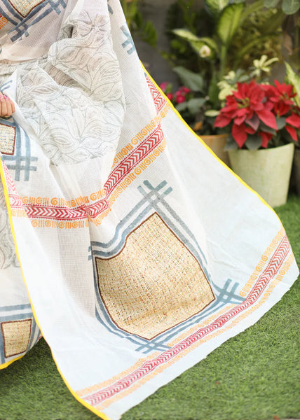 ABSTRACT WHITE BLOCK PRINT COTTON SAREE WITH EXCLUSIVE PATCHWORK