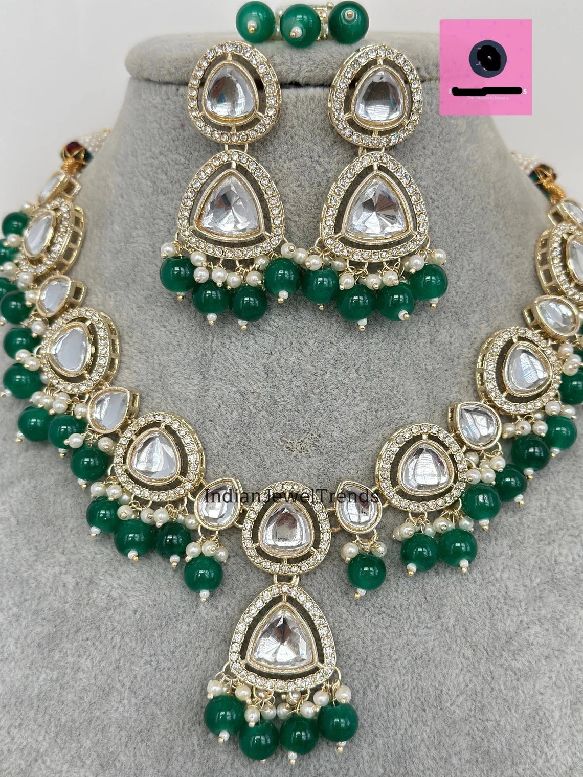 Kundan Necklace set with Maangtikka - Green Jewellery Set