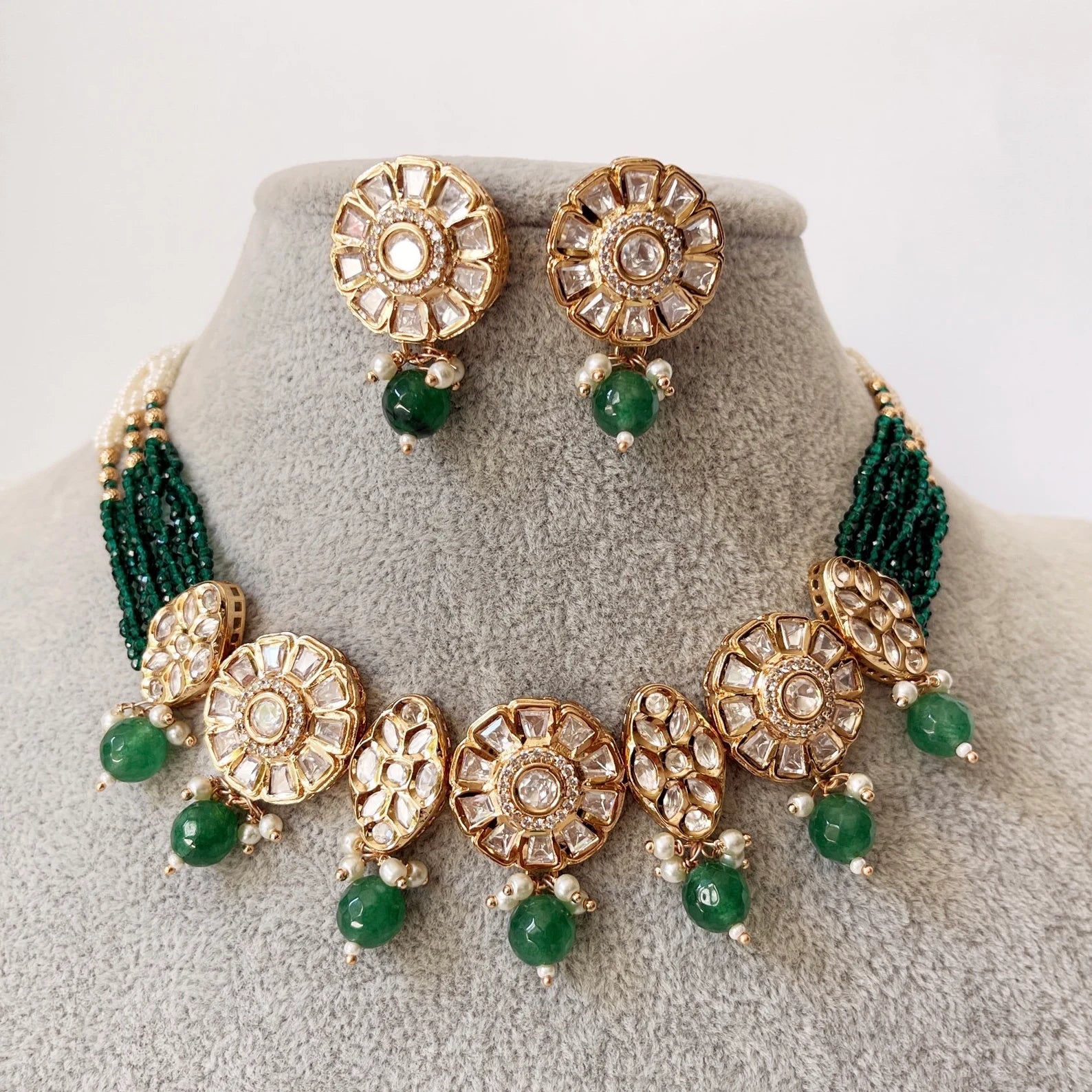 Green Tyaani inspired premium Kundan Silver foil Kundan necklace