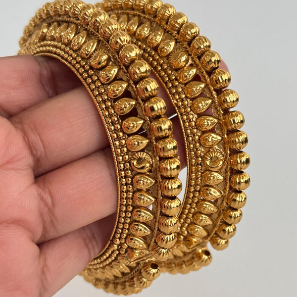 Pair Gold Kada Bangles