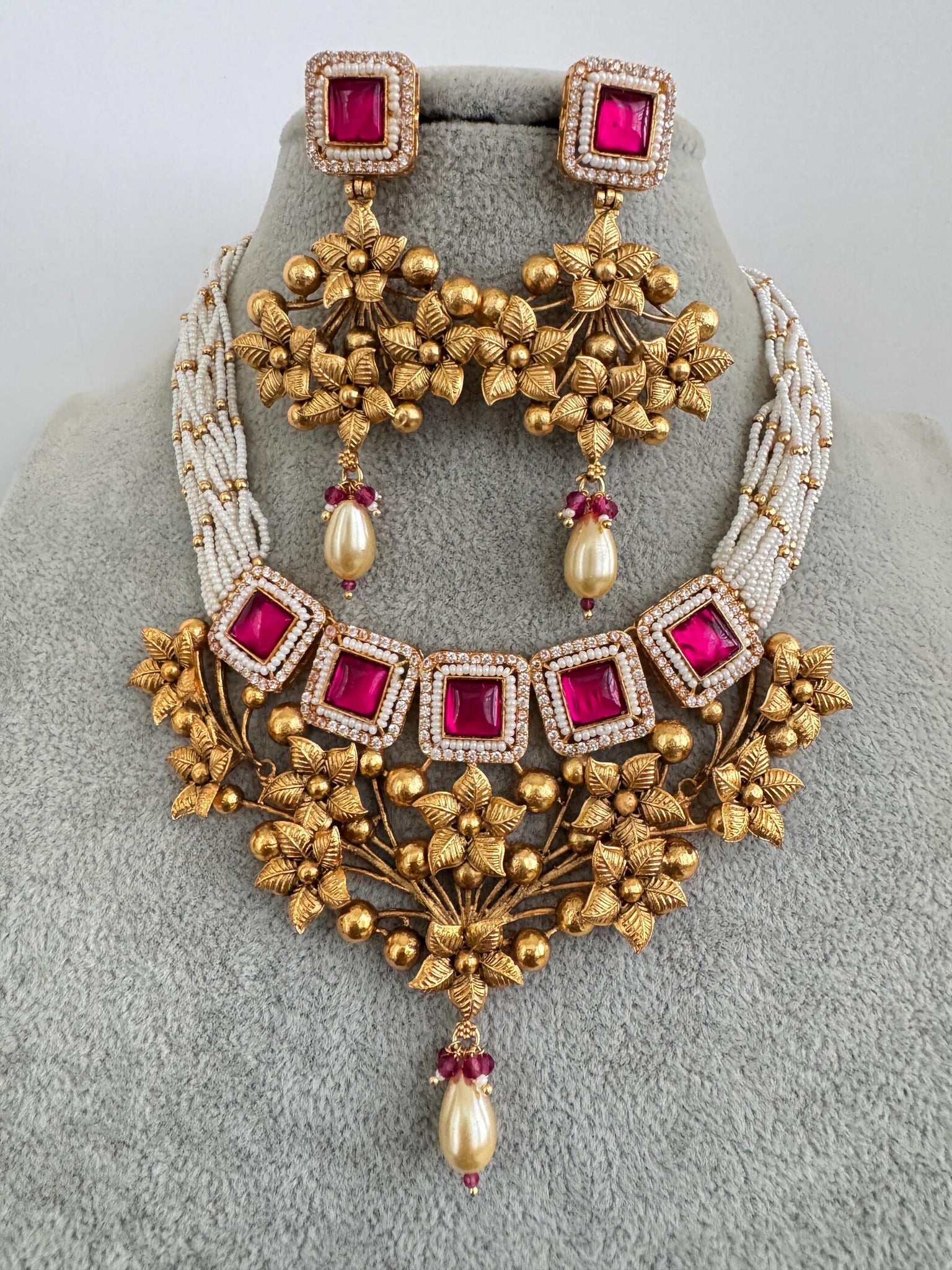 Ruby Meenakari Gold Kundan Choker Necklace with Earring Set
