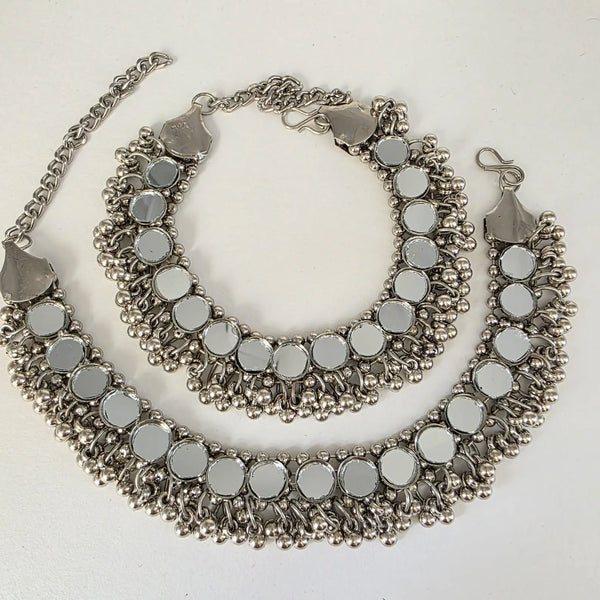 Mirror oxidized Anklets