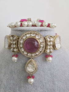 Magenta pearl Kundan choker Necklace