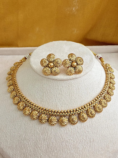 Antique Gold South Indian Temple Guttapusalu Necklace Set