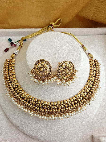 Antique Gold South Indian Jewelry Set