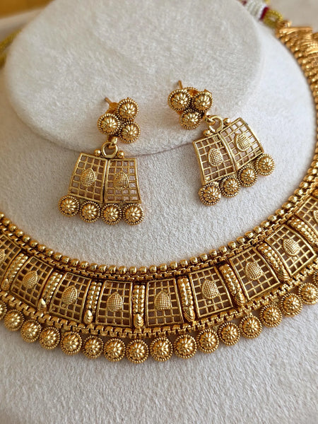Antique Gold Necklace with Earrings and Tikka