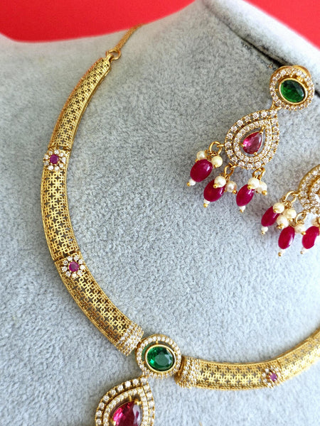 Handmade Gold Hasli Necklace and Earring Set