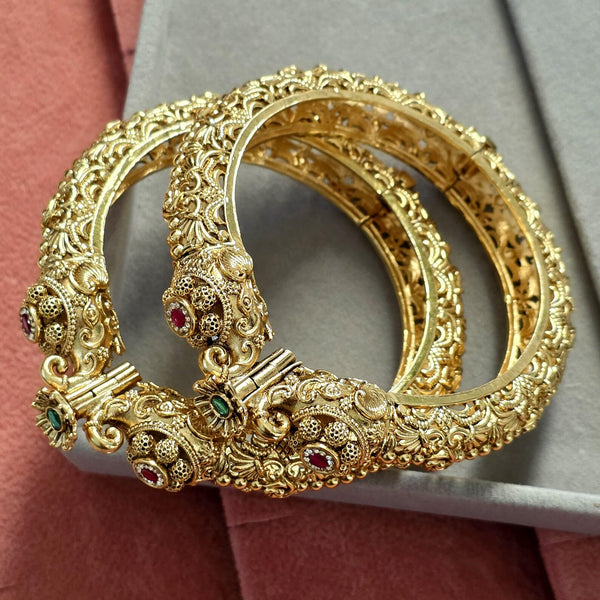 Gold plated Rajwadi Swaroski Kundan One Openable Bangle