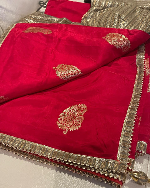 Red Muga Silk Saree with Dual Tone Readymade Blouse