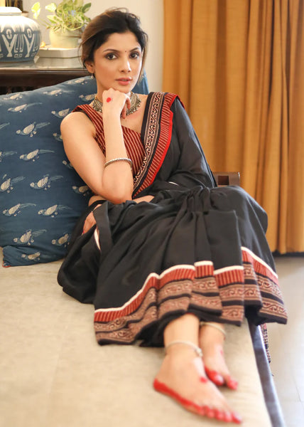 BLACK COTTON SAREE WITH EXCLUSIVE AJRAKH BORDER