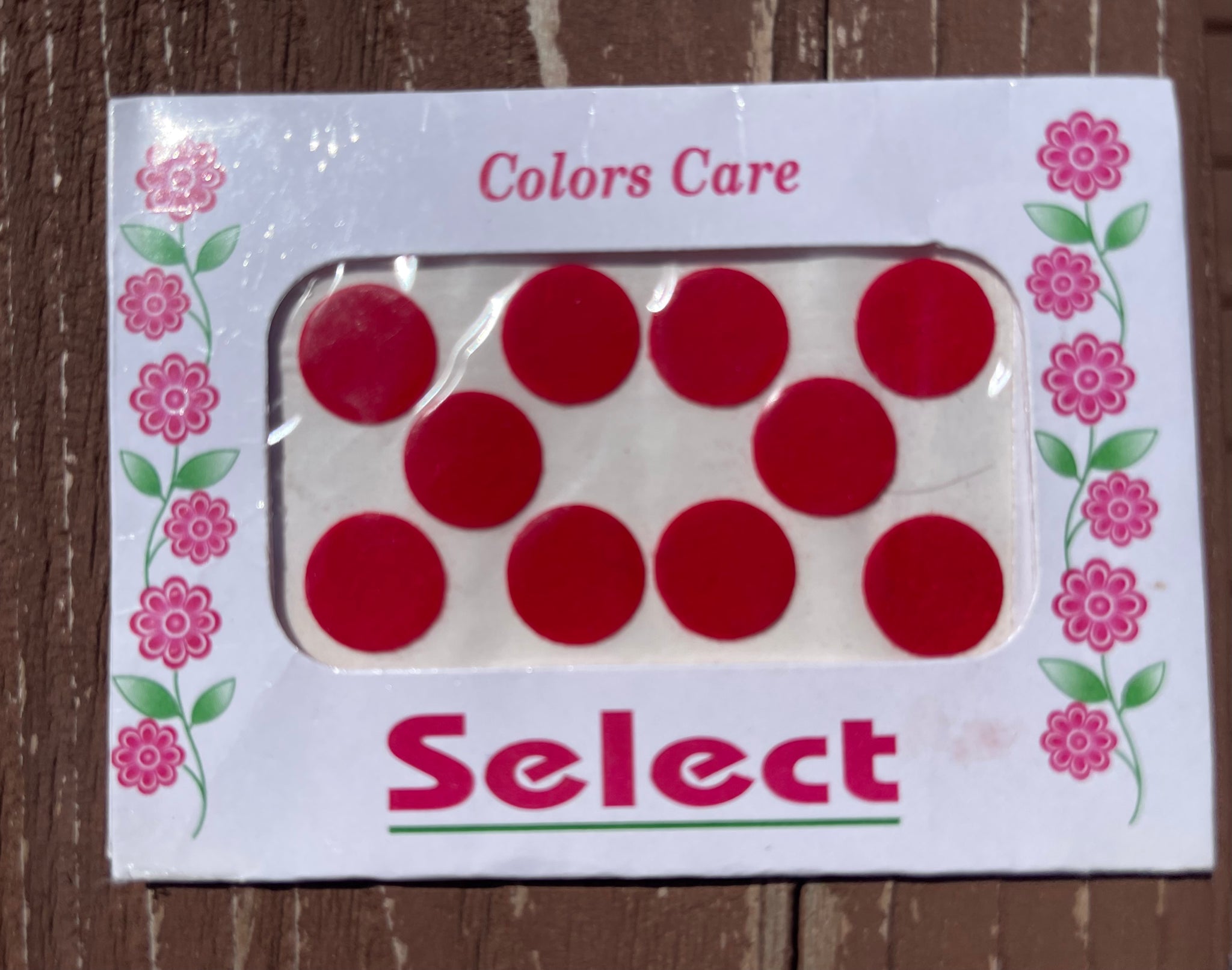 Bindi/Teep, Red