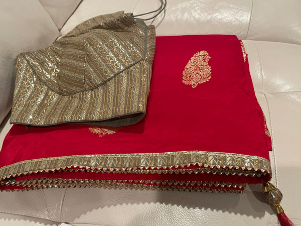 Red Muga Silk Saree with Dual Tone Readymade Blouse