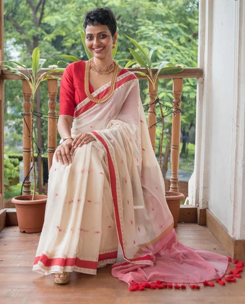 Gorgeous Off-white Mul Cotton Saree With Red And Gold Details