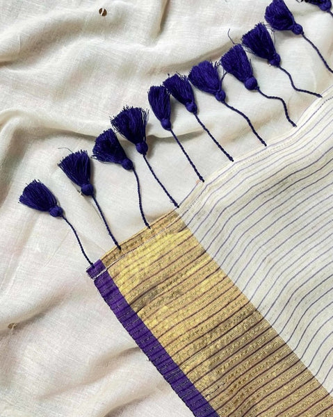 Soft And Lightweight Off-white Mul Cotton Saree
