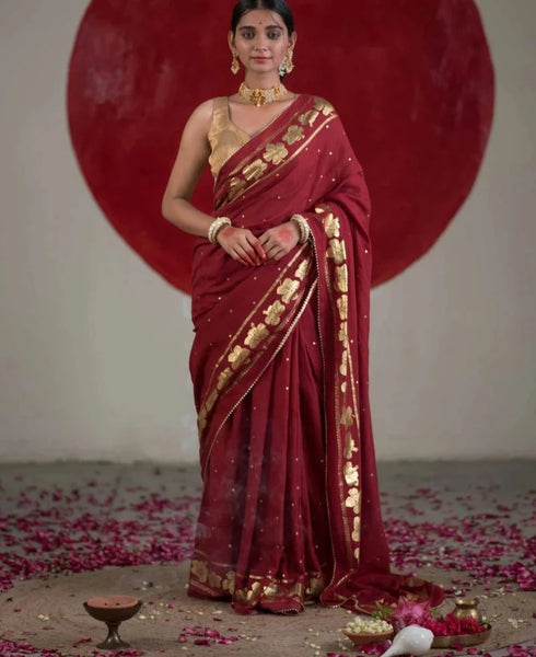 Dark Red Mul Cotton Floral Print Taant Saree With Lace