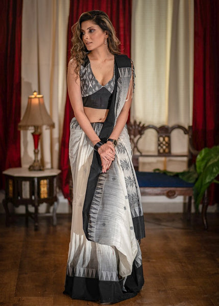 HANDWOVEN OFFWHITE & BLACK BENGAL HANDLOOM SAREE WITH TEMPLE BORDER