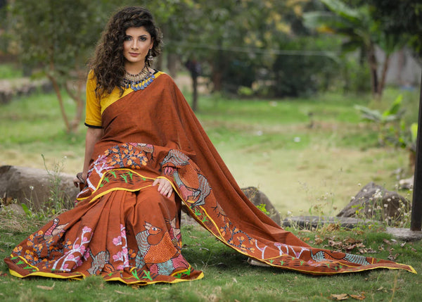 BROWN HANDLOOM COTTON SAREE WITH INTRICATE & ELABORATE GOND HAND PAINTED BORDER