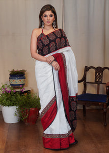 WHITE CHANDERI SAREE WITH AJRAKH PALLU AND MAROON COTTON SILK BORDER