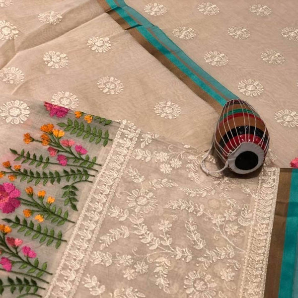 Beige Embroidered Handloom Saree with a Floral Embroidery