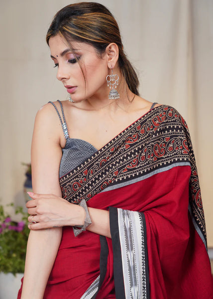 GREY IKAT AND AJRAKH COMBINATION SAREE WITH MAROON COTTON SILK PALLU