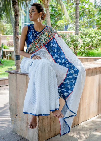 JAMDANI WHITE & INDIGO COTTON SAREE WITH ELEGANT MADHUBANI HANDPAINTING