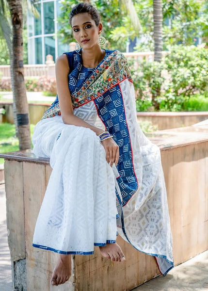 JAMDANI WHITE & INDIGO COTTON SAREE WITH ELEGANT MADHUBANI HANDPAINTING