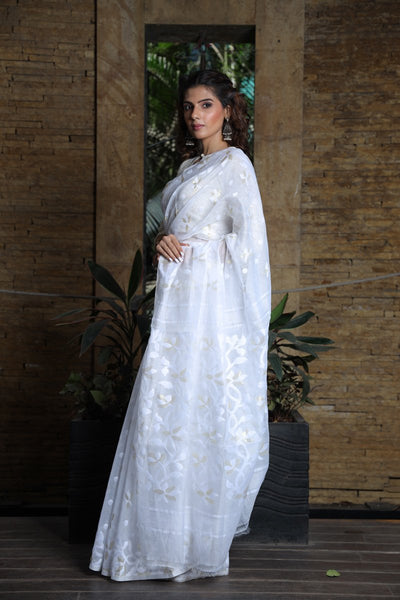 White Handcrafted Jacquard Jamdani Saree