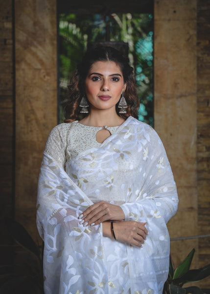 White Handcrafted Jacquard Jamdani Saree
