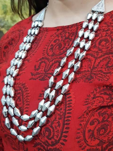 Silver dholki beads necklace deals
