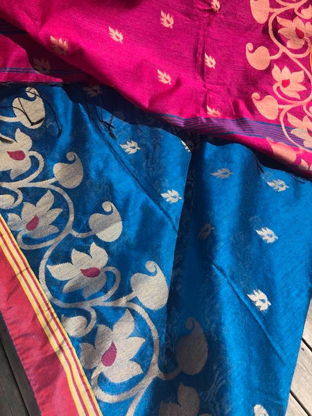 Handloom Silk Cotton Saree with the Body color of Blue with Pink Aachal