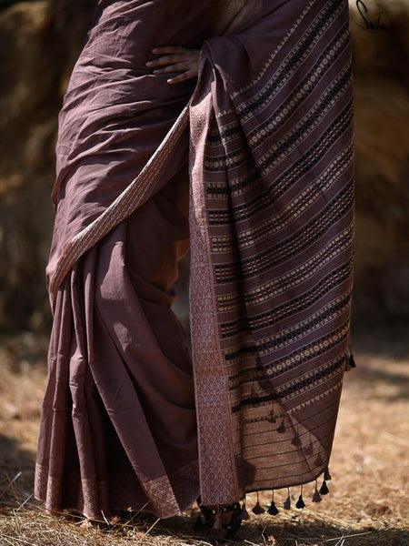 Brown handloom cotton saree