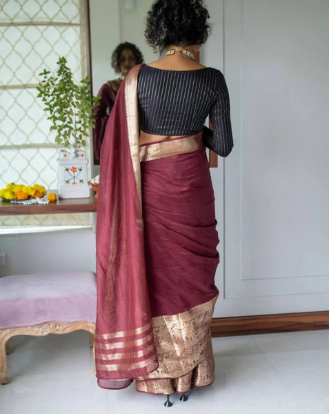 Stunning Maroon Saree Made Of Cotton Silk