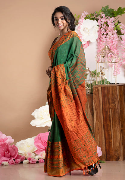 GREEN HANDLOOM DHANIAKHALIA COTTON SAREE WITH WOVEN TANGERINE BORDER