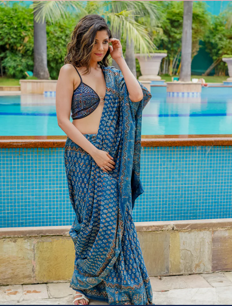 BLUE COTTON SAREE WITH BLOCK PRINTED AJRAKH