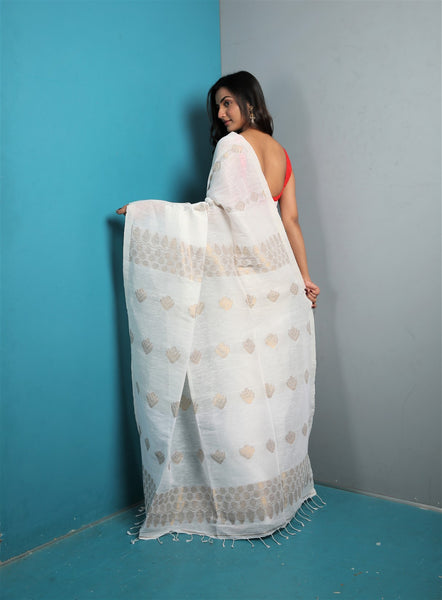 Pearl White Organic Linen With Jacquard  Work and Pallu