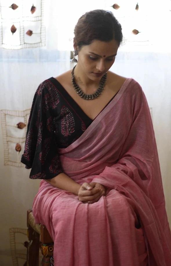 Reddish Peach Mulmul Saree