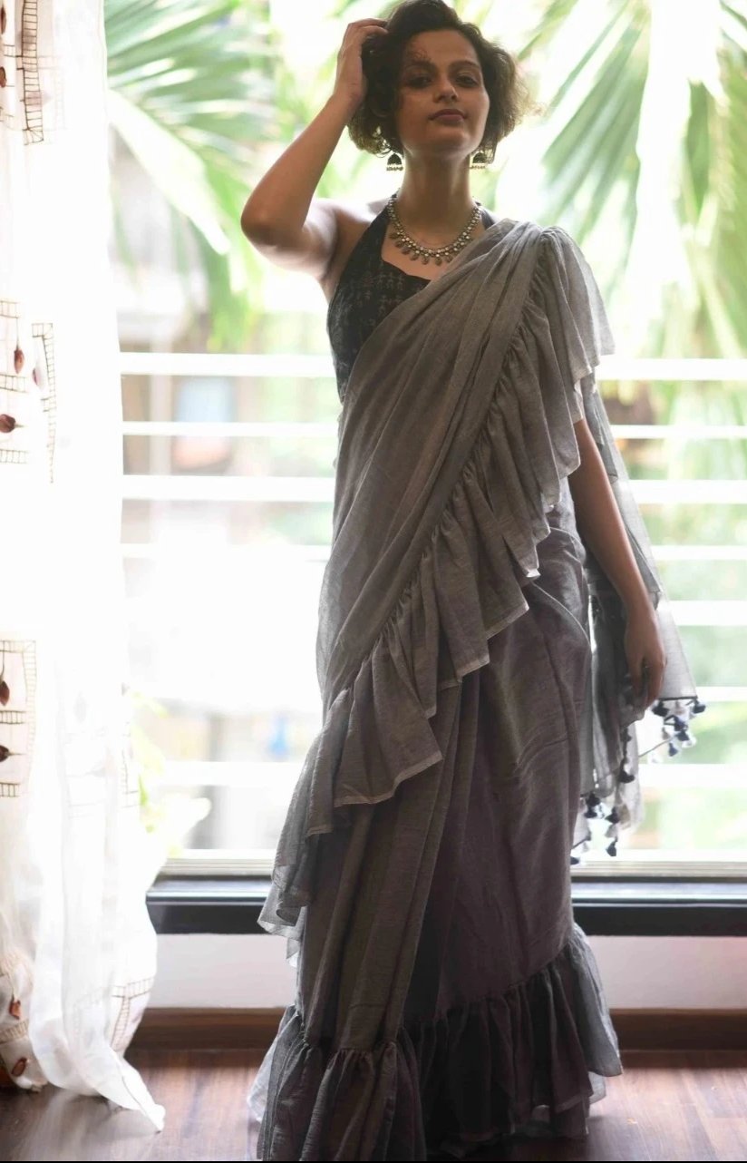 Grey Shade Swirl Pattern Saree