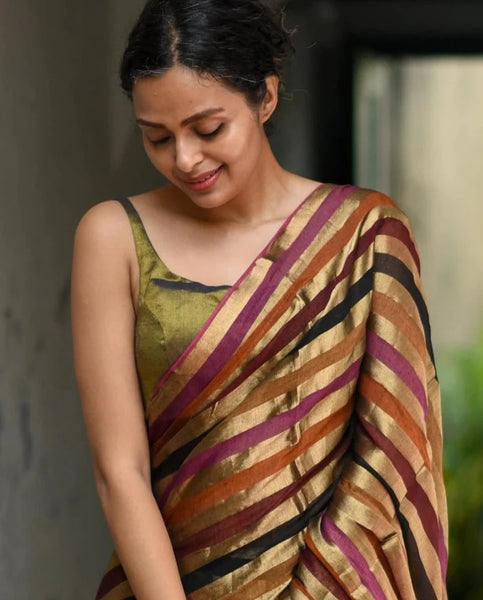 Readymade Stunning Gold Blouse Made of Polyester